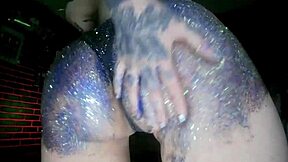 Curvy Big Ass Oiled Massage With Tattoo Glitter Fetish!