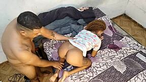 Novinha fucks padrasto boyfriend's best friend raw