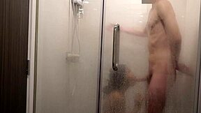 Whoa, 18yo Thai Teen Fucked in Shower Facial!