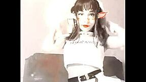 Bonneyuwu Cosplay Elf Teases Pantyhose And Skirt For Stepdad