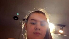 Gym bbw teen fingers fat pussy then squirts hard outdoors with stranger