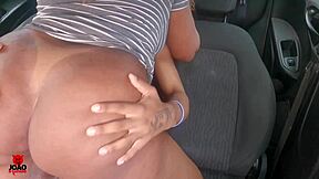 Jujuba's first bbc creampie ride in salvador car backseat