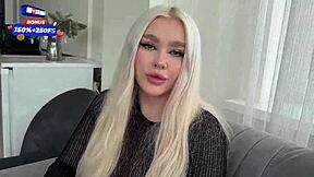 young blonde's massive ass pounds hard in amateur couple romp with neighbor 🍑😈💦🔥