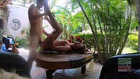 mi flaca mexicana esposa graba su primera vez con vecino grande verga para fantasia humillante cuckold