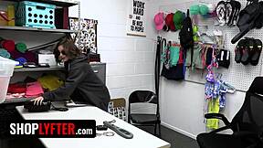 CURVY BABE'S DIRTY DEAL: Booty For Freedom!