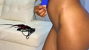 sexy black puta masturbates to squirting orgasm