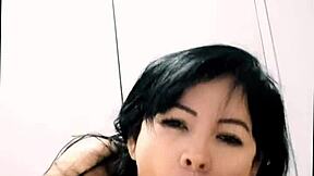 Sobrinha's hidden 18yo blowjob surprises with cumshot while wife sleeps nearby?