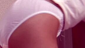 oh man... zierliche japanese 18 teen cries gettin her first creampie ever!!