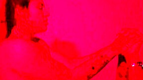 Hot Tat Girl's Redroom Fuck Fest—Cuckold Watches Her Cum Swap!