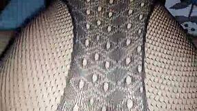 seduc� al esposo de mi vecina... quiero que se corra dentro de mi co�o lencer�a