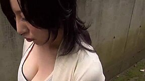 petite japanese virgin sucks stranger's cock first time pov cum😲🍆💦🇯🇵