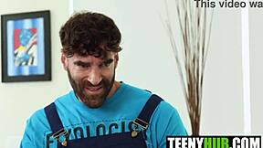 😲 virgin babysitter naomi ryder gets surprise from ken 😈🍑