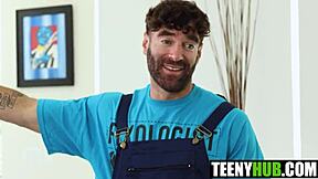 😲 virgin babysitter naomi ryder gets surprise from ken 😈🍑