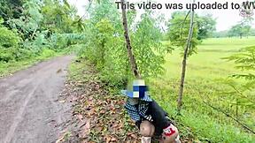 thai girl walks showin pussy roadside thai audio clear 🌳😏💦