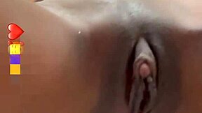 colombian cutie shakes fat ass masturbating wild for you 😘🍑🔥