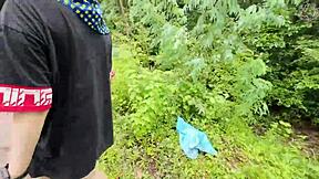 thai girl walks showin pussy roadside thai audio clear 🌳😏💦