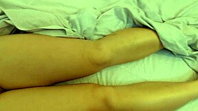 holy shit spying on girlfriend's naked sister small tits got me jerking off hard!