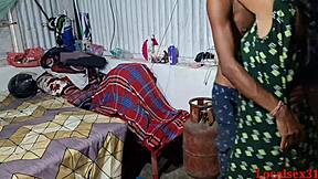 local teen girlfriend sucks boyfriend's dick in homemade chudai video