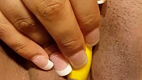 horny 18+ bbw latina fingers her juicy wet pussy while watching chocolate girl masturbate 👀💦🍫