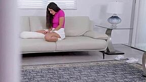 hey, luxe la fox's cagey deal with jay rock? 😏