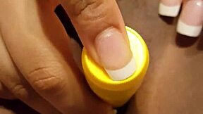 horny 18+ bbw latina fingers her juicy wet pussy while watching chocolate girl masturbate 👀💦🍫