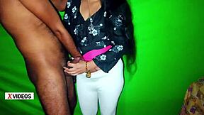 after suckin his ling she gets fucked doggy by ex-girlfriend wait no boyfriend ugh