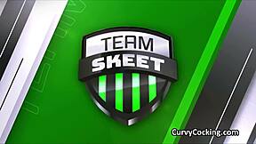 Risky couch fuck heats up basketball game night