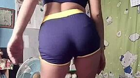 cute asian babe shakes tight ass phonk dance bota na pista