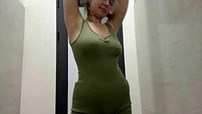 HORNY TEEN FINGERS BIG TITS ASS IN PUBLIC GYM ORGASM