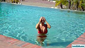 babes master milf lifeguard oral with lesbian 69 licking 😘👅💦