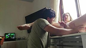 Loirinha rabuda, why not climb on the table and spread that pretty pussy wide?