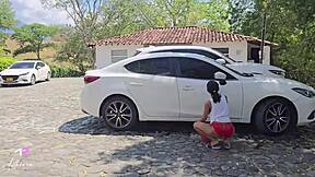 Colombian Athenea Rose bangs Max Betancur in public car wash