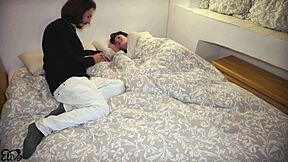 sono incinta do sloppy blowjob to boyfriend huge cock to keep him