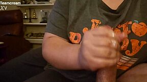 hey neighbor want this wet quickie handjob now?