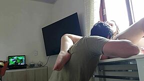 fodendo minha esposa loirinha gostosa na mesa com bundona perfeita