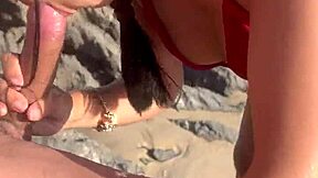 amigo do trabalho do corno me comeu na praia gostoso com anal creampie e swallow