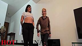 trio halloween con chica argentina y amigos calientes