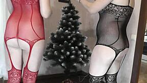 mature milf lesbian seduces bisexual teen babe in lingerie for hairy pussy play