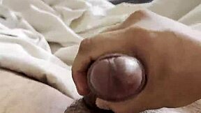 wanna swallow my hot milk after handjob? 😋💦🥛