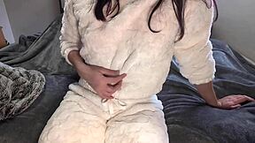 white girl cums hard in her tight white pajama outfit