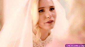 gorgeous bride carolina sweets tribs pussy with grandma julia ann