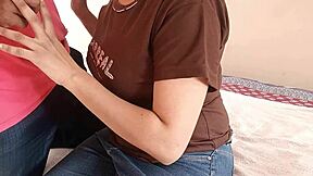 Desi school girlfriend tries first blowjob then hard sex