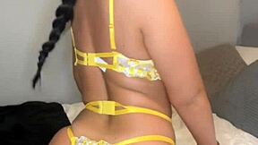 Slutty British girlfriend squirts hard on webcam with toys