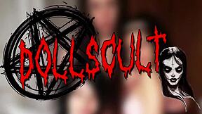 Melody's Petite Fuck Doll Face Gets Cumshot from Italian Threesome Handjob