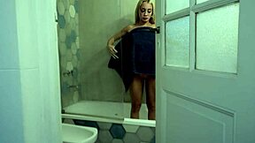 tiny blonde barbie sucks big cock then takes hardcore pounding 😍🍆