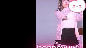 hey bonneyuwu shake that petite argentinian ass in skirt while masturbating