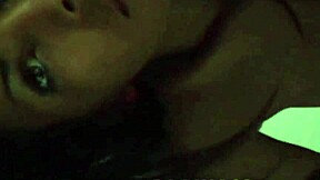 Carina 18 fingers juicy pussy in comfort room