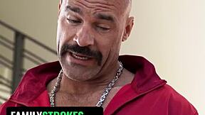 Hard Familystrokes Training: Riley Jean, Gal Ritchie & Charles Dera Pound