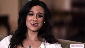 Bestie Meets Stepmom for Naughty Hookup?