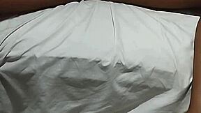 WILL I HANDLE THIS HUGE THICK CUCUMBER SOLO MASTURBATION!